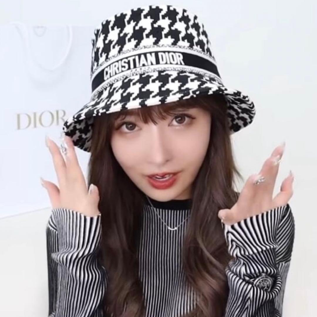 Christian Dior】 ディオール 千鳥格子柄バケットハット - メルカリ