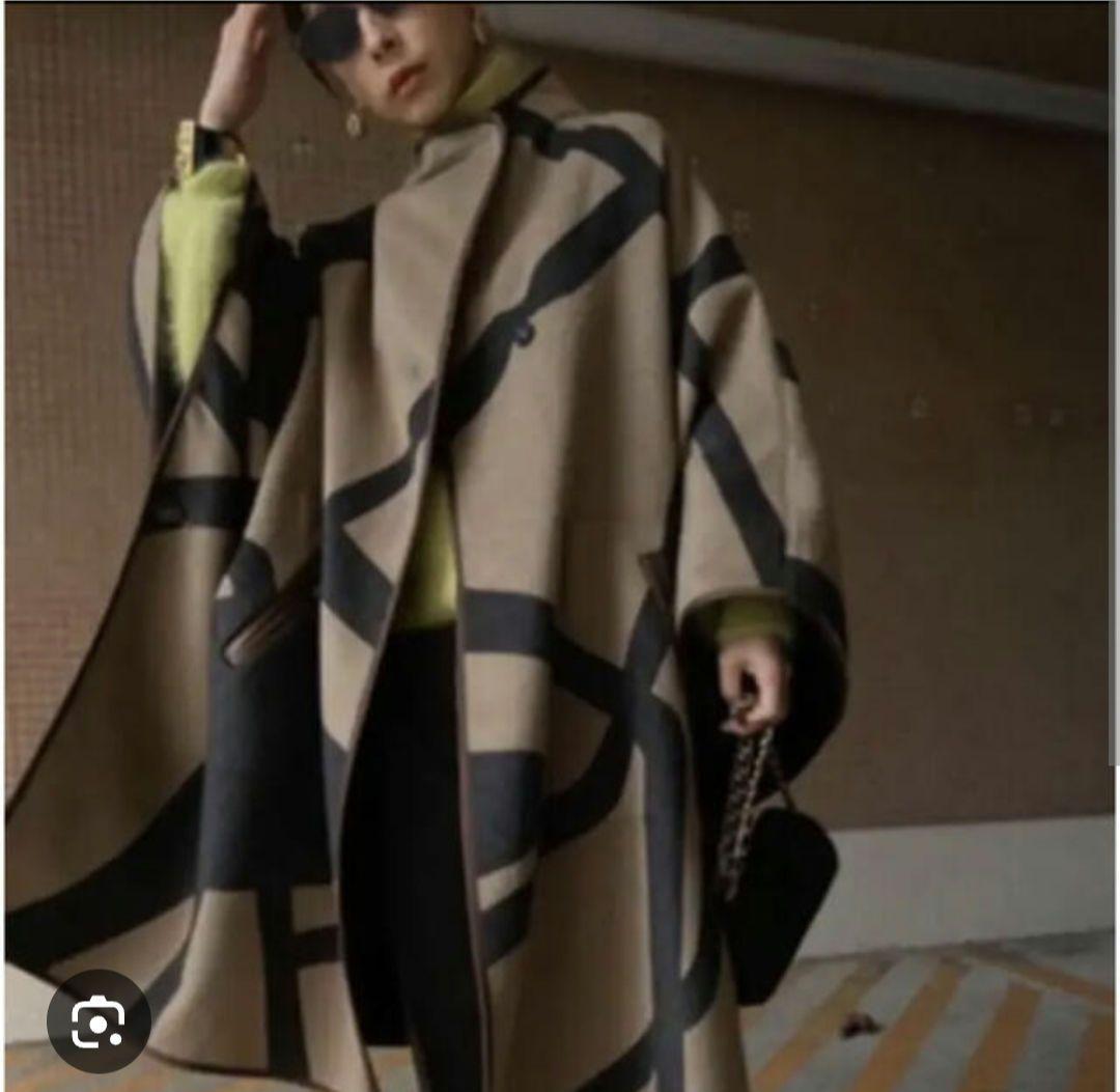 c*n様 AMERI リバーシブル ポンチョコート Ameri（アメリ）の「REVERSIBLE BOA PONCHO COAT（ポンチョ）」 - WEAR