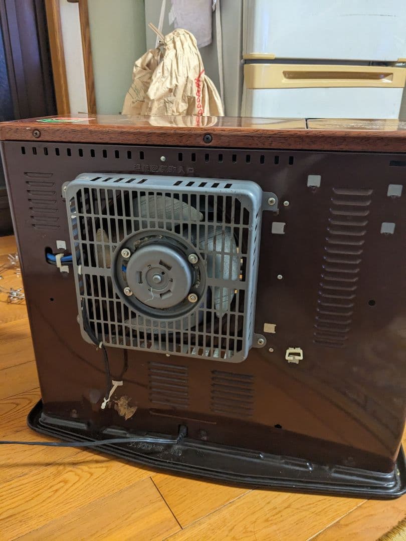 MITSUBISHI ファンヒーター KD-321D - メルカリ