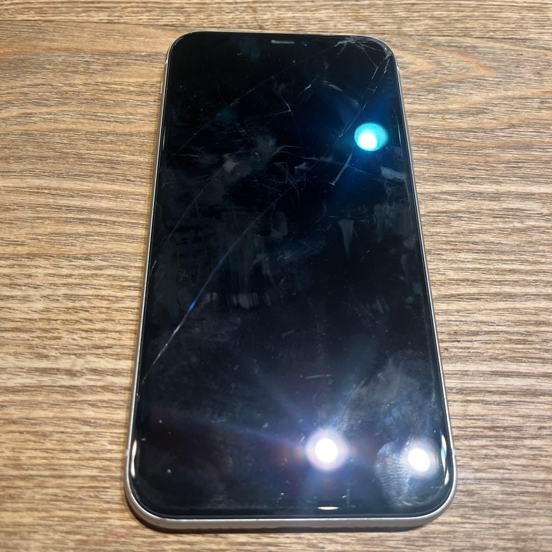 Apple iPhone 11 ホワイト　本体 Amazon | 【整備済み品】 Apple iPhone 11 64GB ホワイト SIMフリー