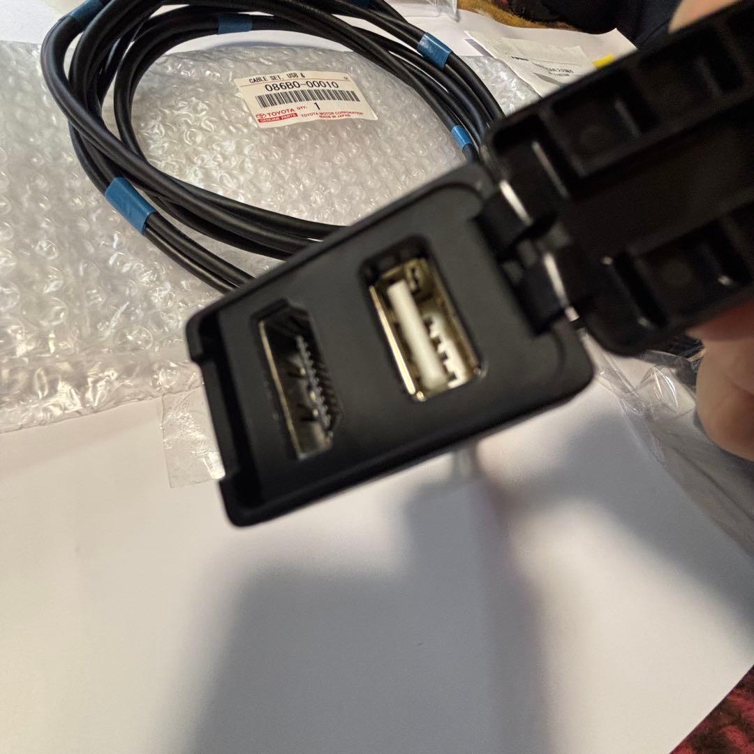 トヨタ 純正品 USB HDMI 入力端子 086B0-00010ナビ ケーブル - メルカリ