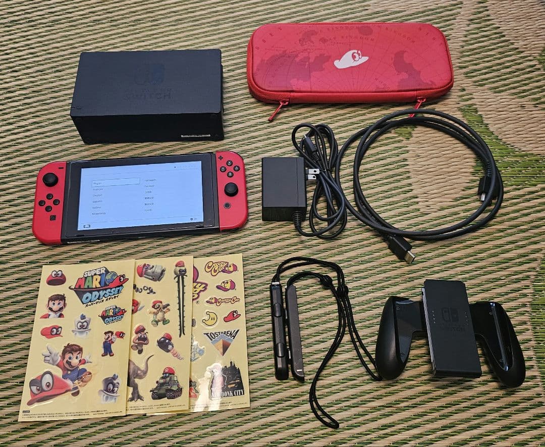 Nintendo Switch 赤色 本体 + 付属品 Nintendo Switch 本体 赤/黄 Joy-Con付き - メルカリ