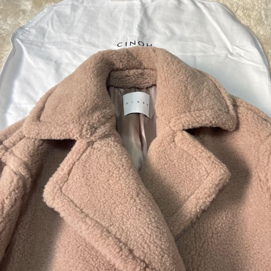 未使用に近い CINOH 2024AW ボア ミドルコート ベージュ 36 - メルカリ