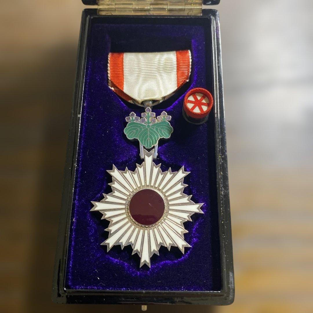 大日本帝国　海軍　中尉　勲章 大日本帝国 海軍 中尉 勲章