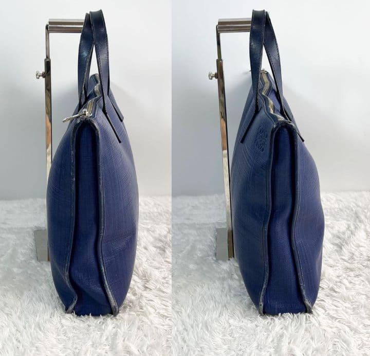 マリエモーン様専用】ロエベ ニュートレド ロゴ型押し 牛革