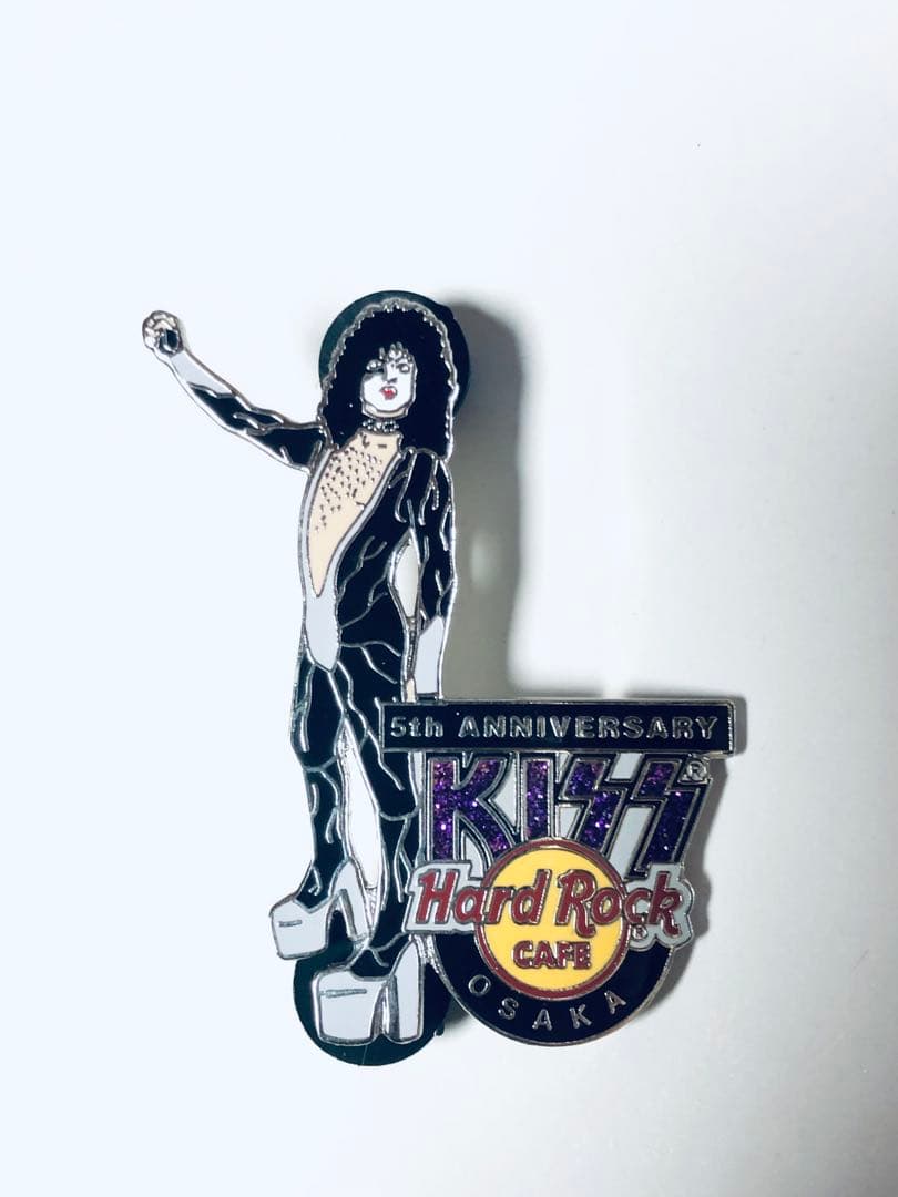 ハードロックカフェ大阪5周年記念 キッスピンバッジセット 希少品