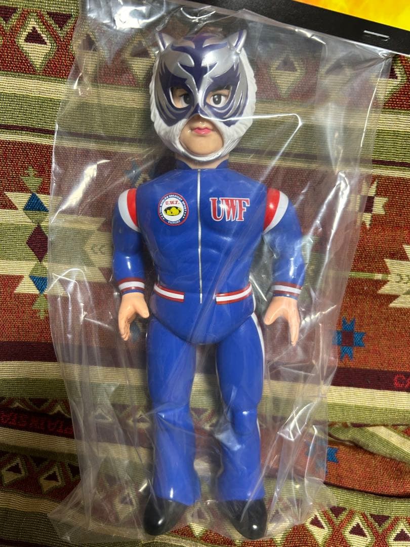 メディコム・トイ×UWF 40周年無限大記念日☆スーパータイガー