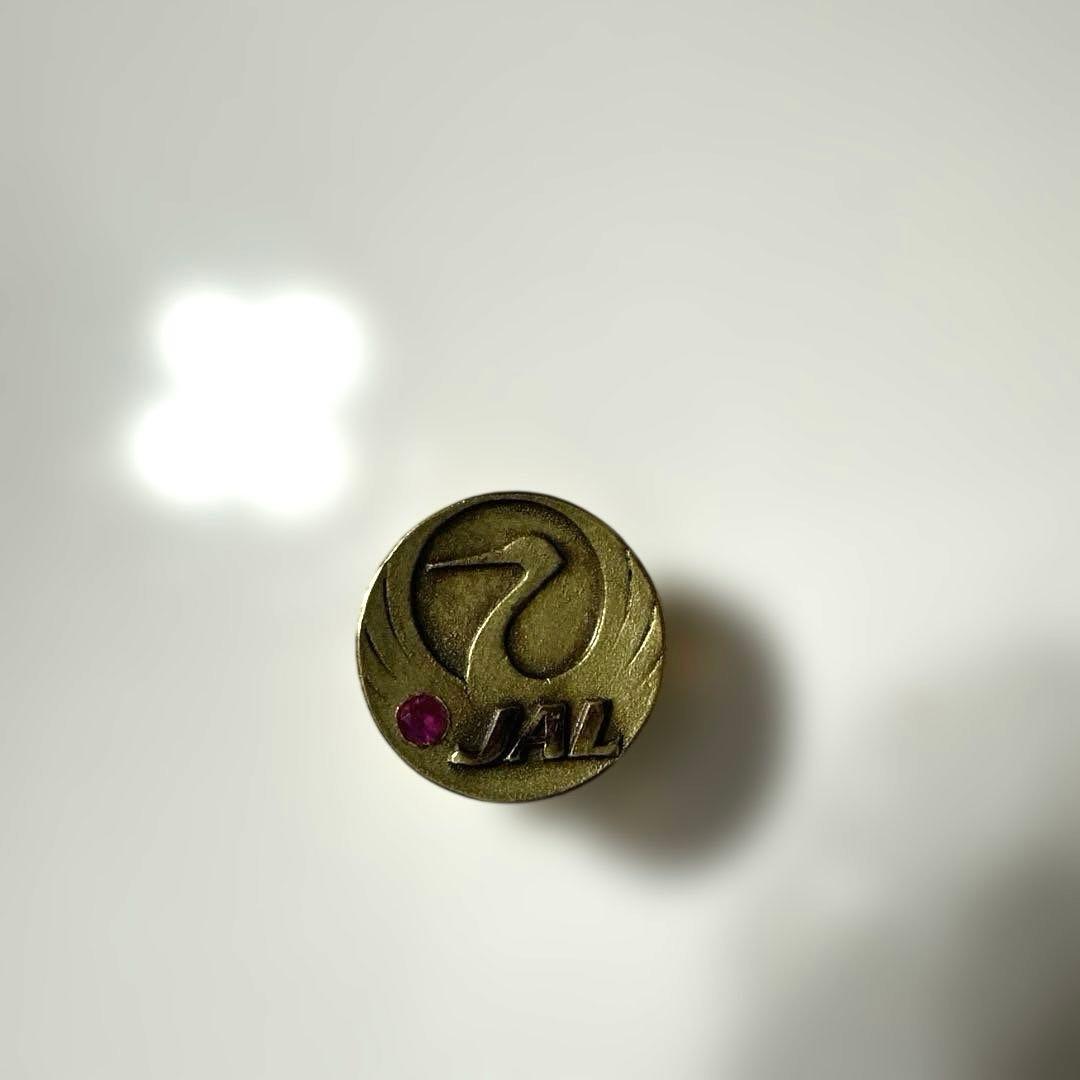 希少レア】JAL 日本航空 社章 バッジ 2個セット - メルカリ