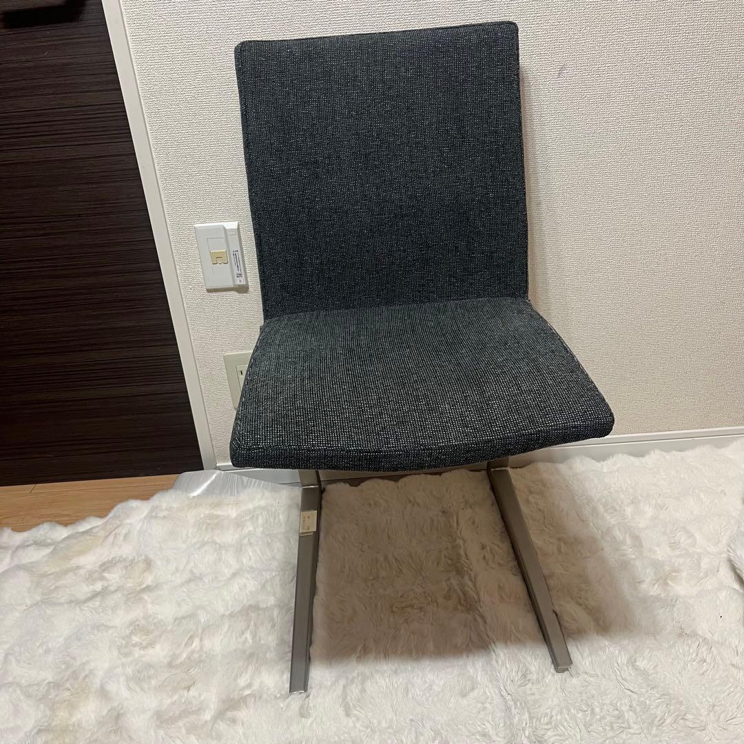 ボーコンセプト マリポサ ダイニングチェア - メルカリ