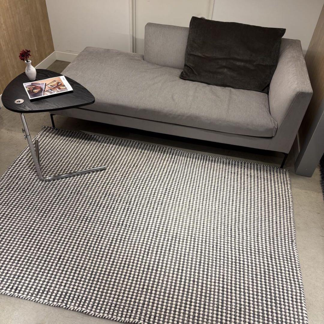 アクタス　新品同様　美品　BOROBORO ラグ　チャコール　グレー アクタス ACTUS BOROBORO ラグ 140 x 200cm GREY - メルカリ