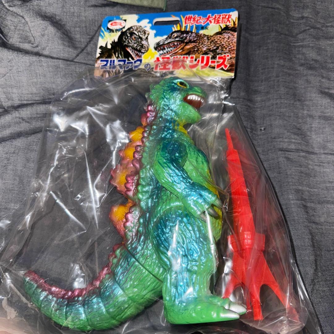 ブルマァク ゴジラ50 東京タワー付き ソフビ - メルカリ