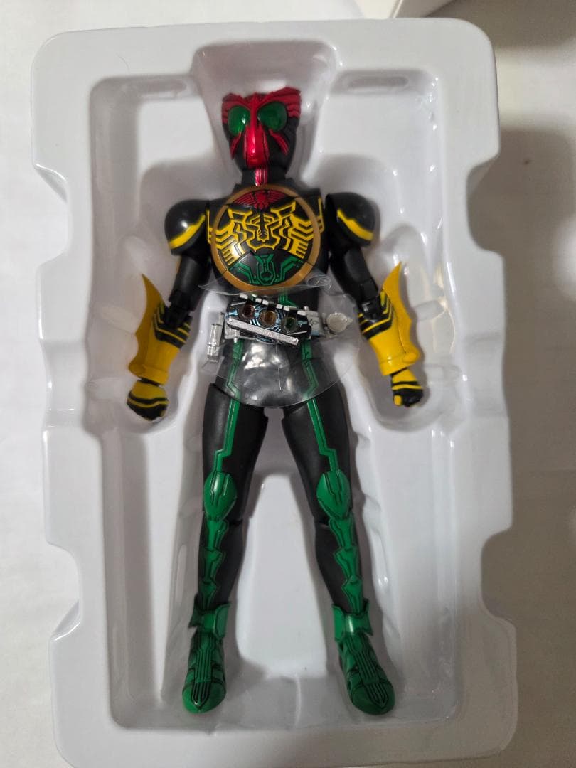 S.H.Figuarts (真骨彫製法) 仮面ライダーオーズ タトバコンボ