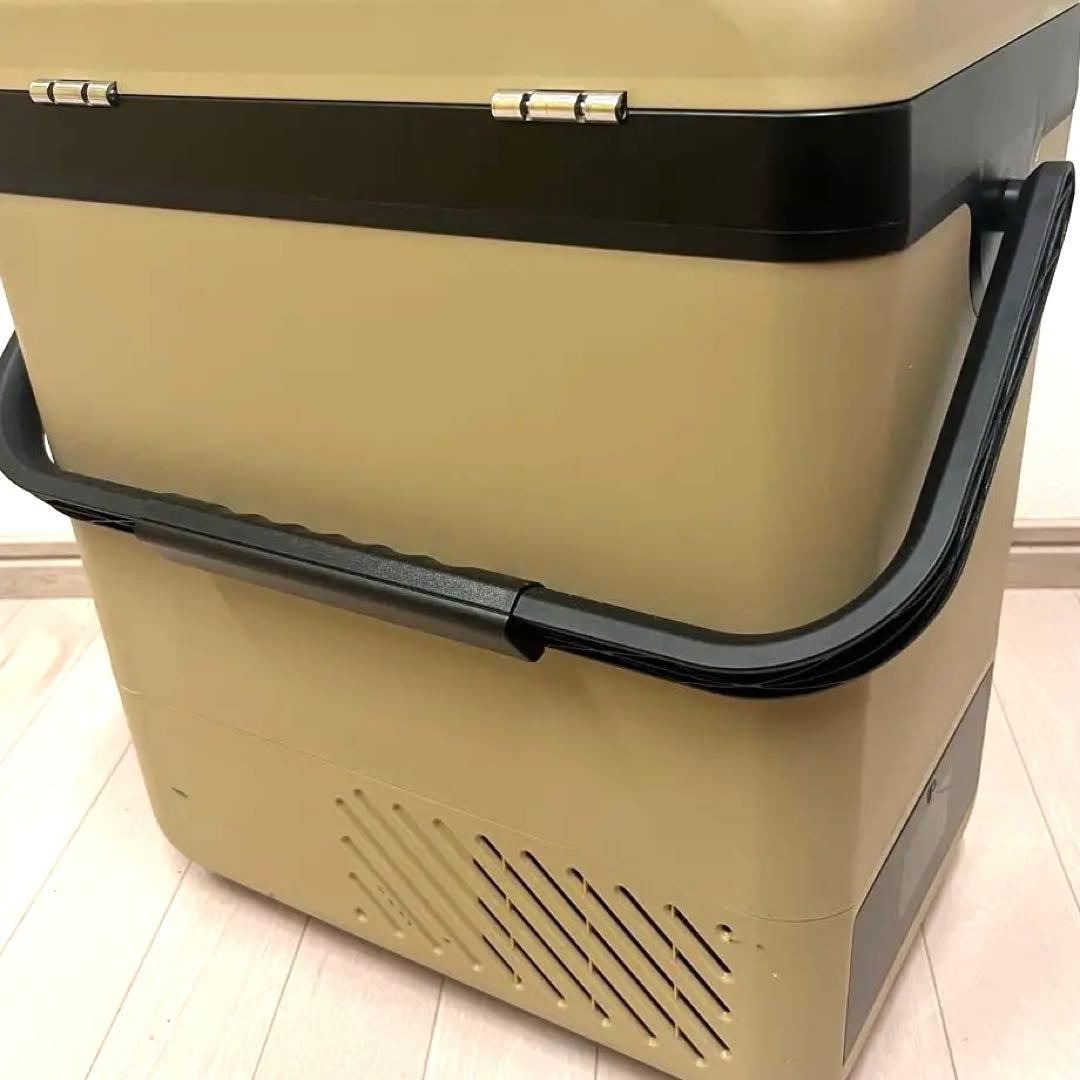 【ほぼ新品】KEEPJOY N12 冷凍冷蔵庫12L -20℃〜　バッテリー付き