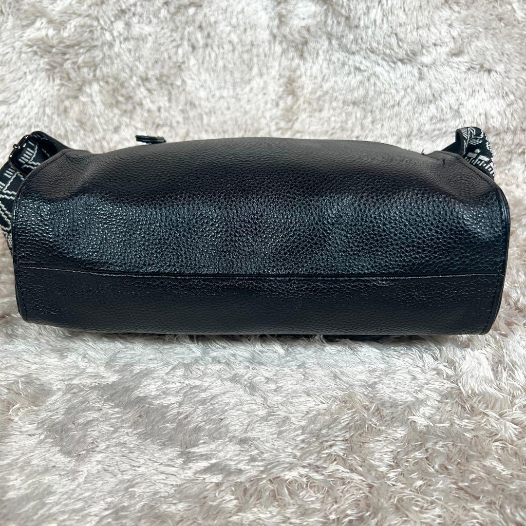 販売終了品 イアパピヨネ 《本革》柄ワイドテープショルダーバッグ ボディバッグ