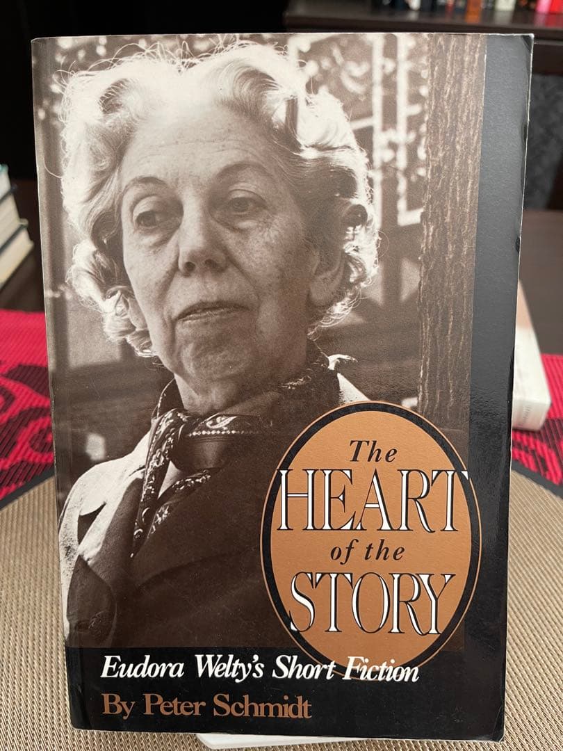 洋書 The Heart of the Story: Eudora Welty 81zDUqtqCTL._AC_UF350,