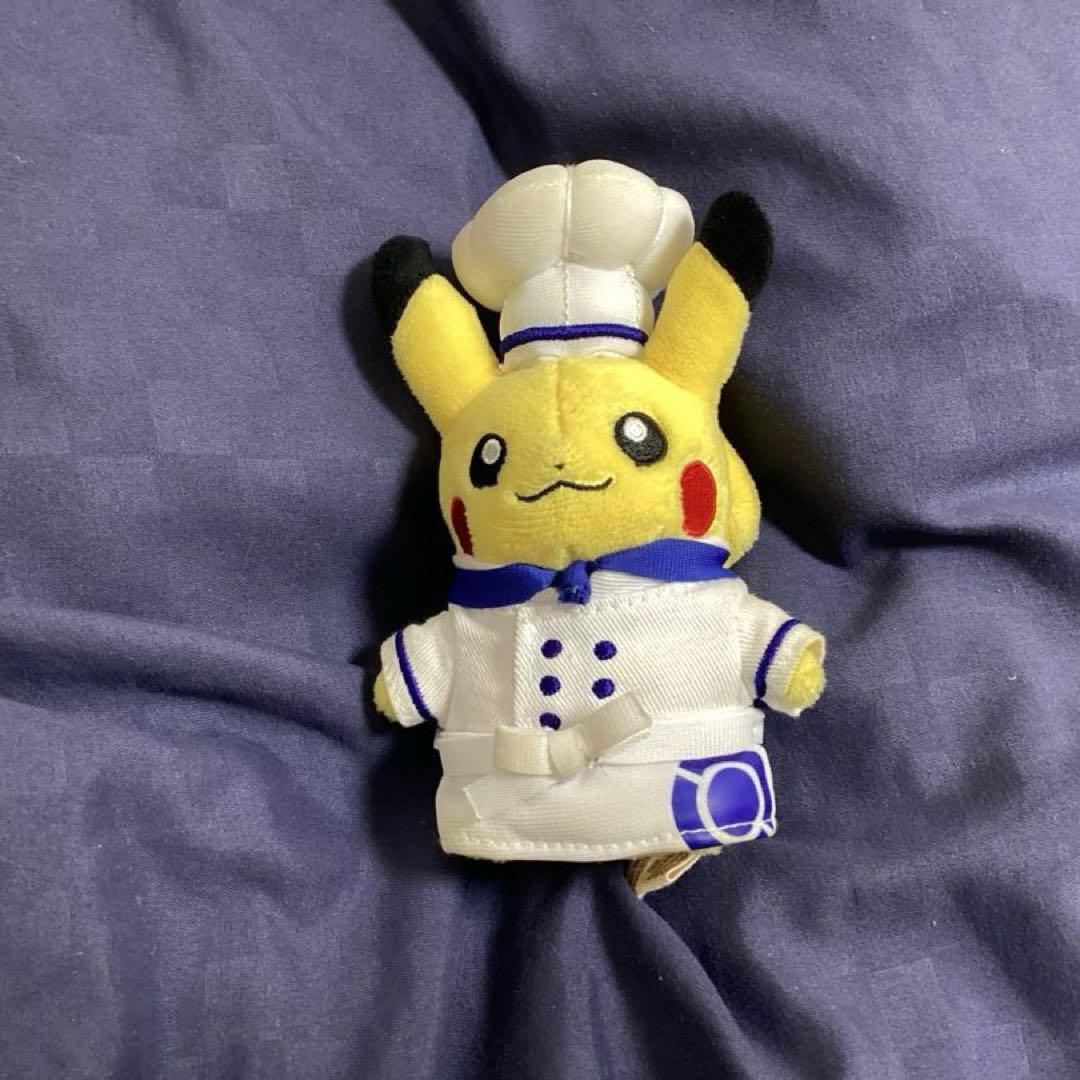 ポケモンカフェ シェフピカチュウ マスコット - メルカリ