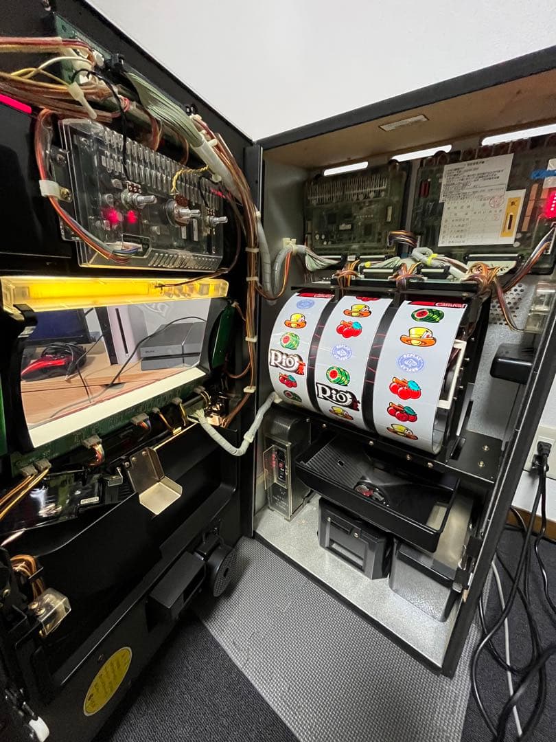 リオデカーニバル 実機 4号機 - メルカリ