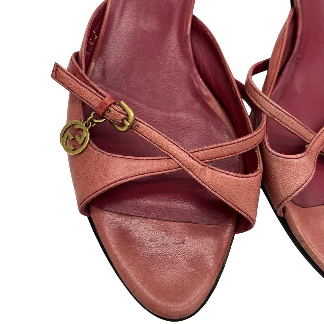 GUCCI グッチ レザー ミュール サンダル ロゴチャーム付 23.5cm