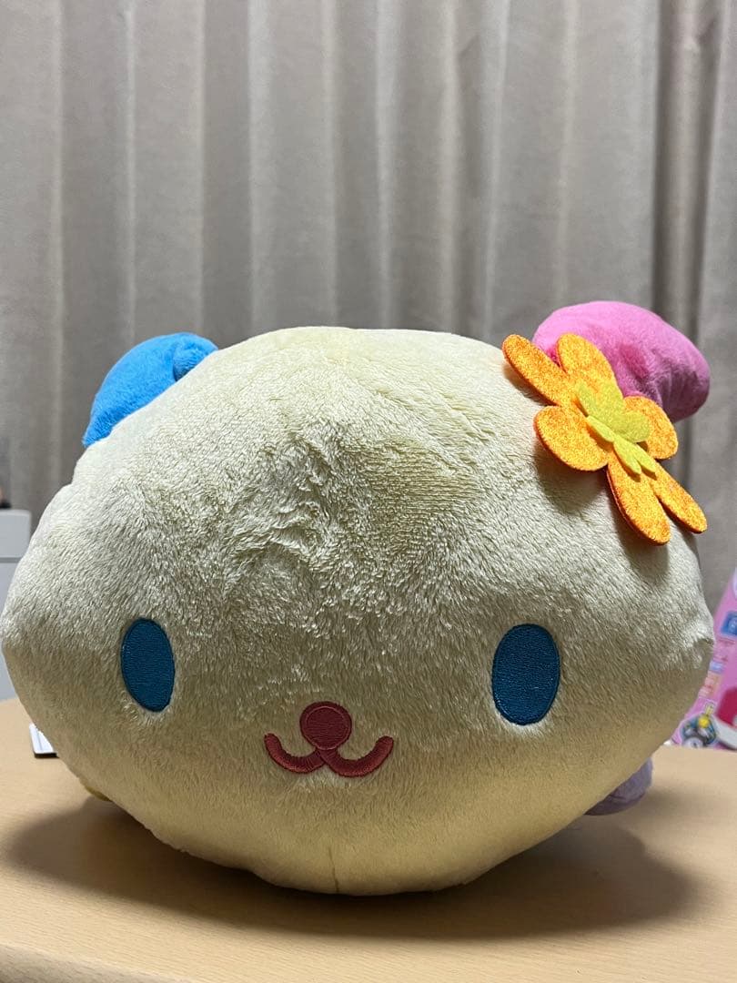 ウサハナちゃん 寝そべりBIGぬいぐるみ サンリオ - メルカリ