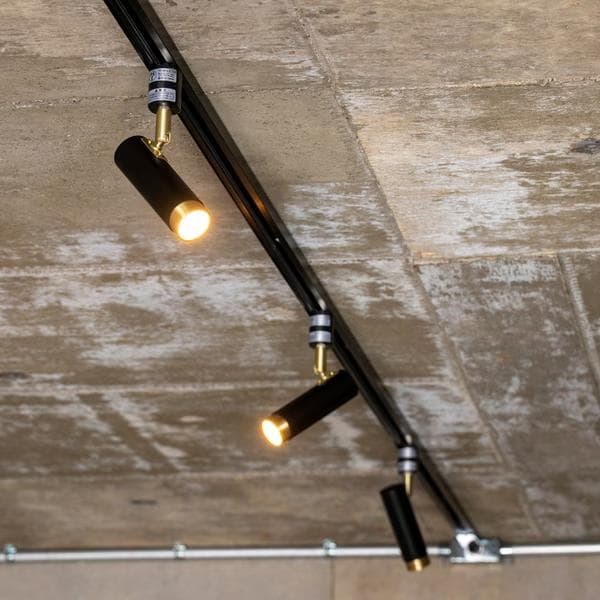 スポットライトx2 と ダクトレールのセット｜TIC - メルカリ