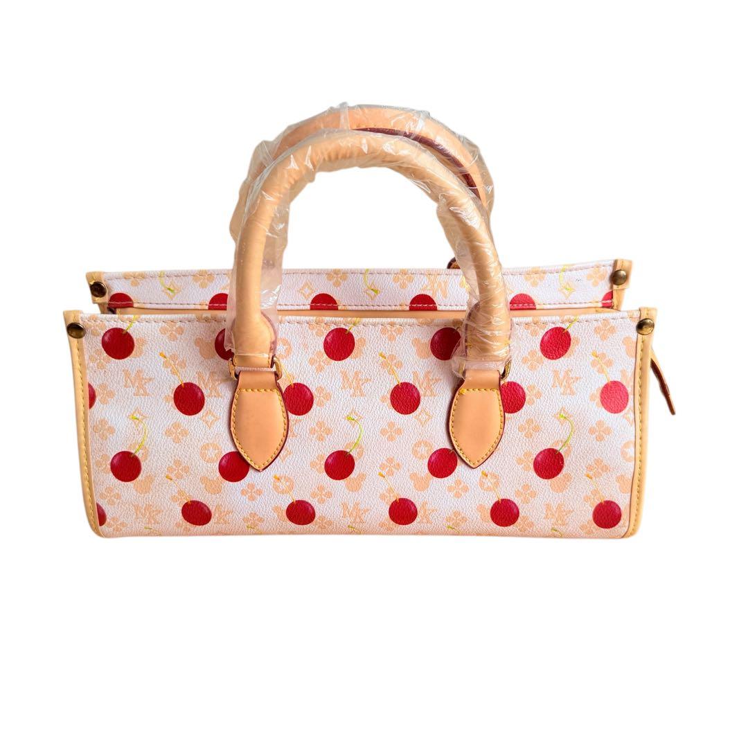 【希少・激レア】ディズニー　ミッキー　モノグラム　チェリー　バッグ　匿名配送 2026年最新】ミッキー バッグ モノグラムの人気アイテム - メルカリ