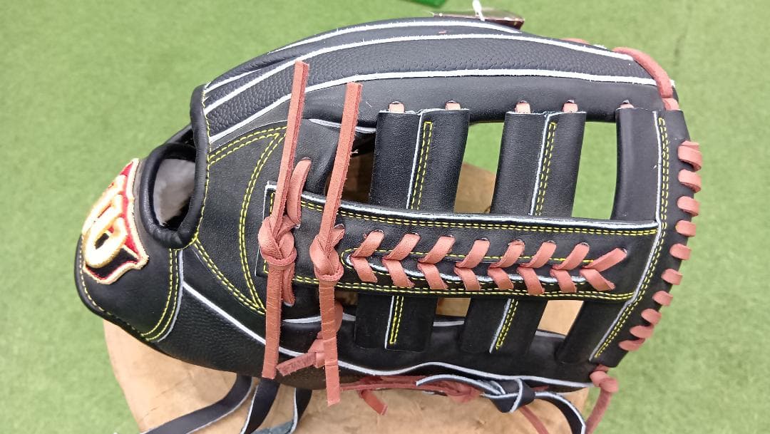 Wilson 硬式グローブ 右投げ ブラック　新品 楽天市場】ウィルソン 硬式 グローブ グラブ 内野手用 右投げ用 DS型