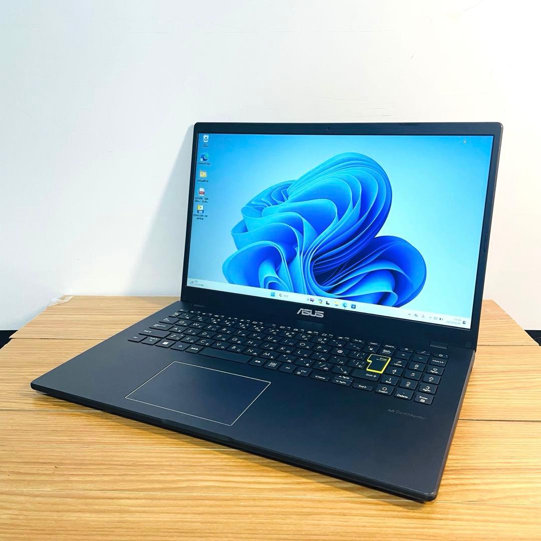 設定済み2022モデル薄型ASUSノートパソコンSSDwin11オフィスカメラ