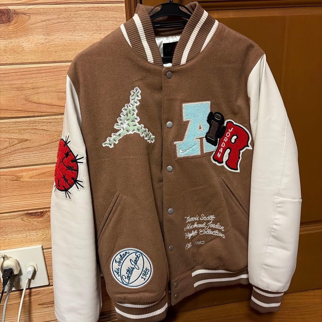 Jordan x Cactus Jack varsity jacket。の通販はau PAY マーケット