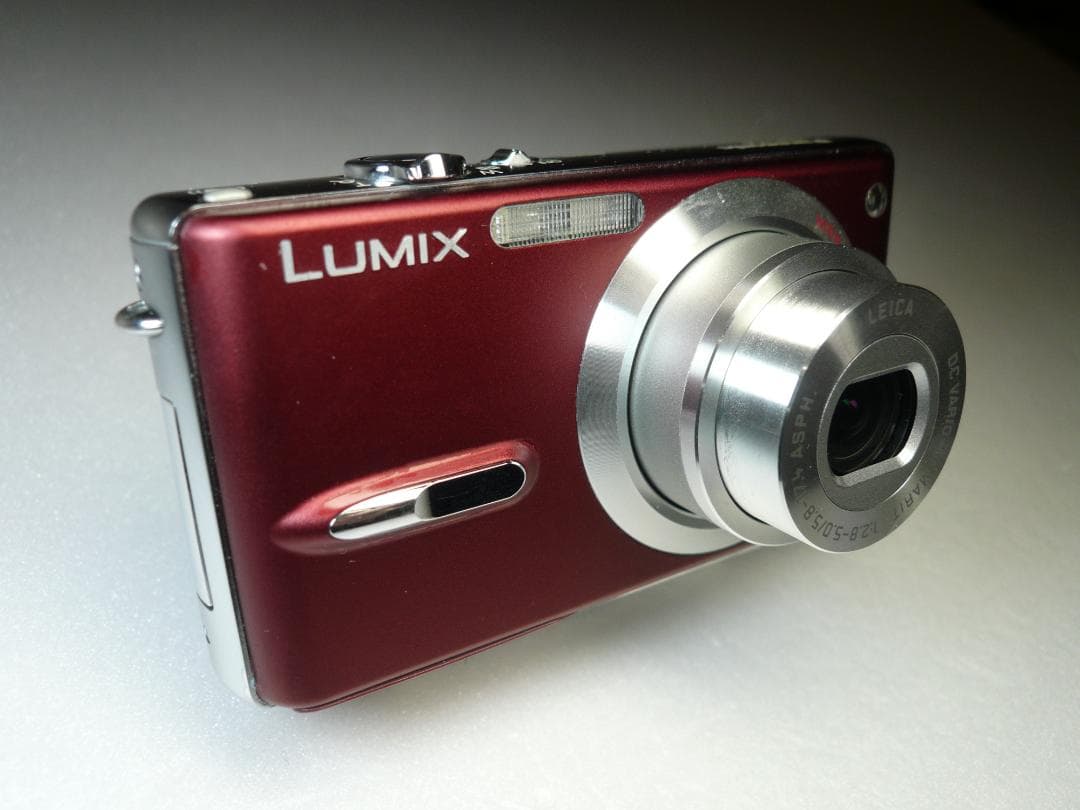 LUMIX☆DMC-FX9⭕️箱入完品⭐️極美品⭕️安心の実働品☆えんじ色