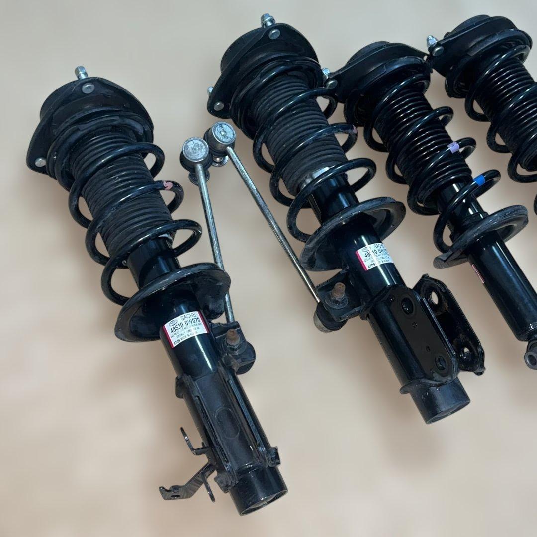 スバル(ZC6)BRZ / トヨタ(ZN6)86 純正 SACHS製 サスキット - メルカリ