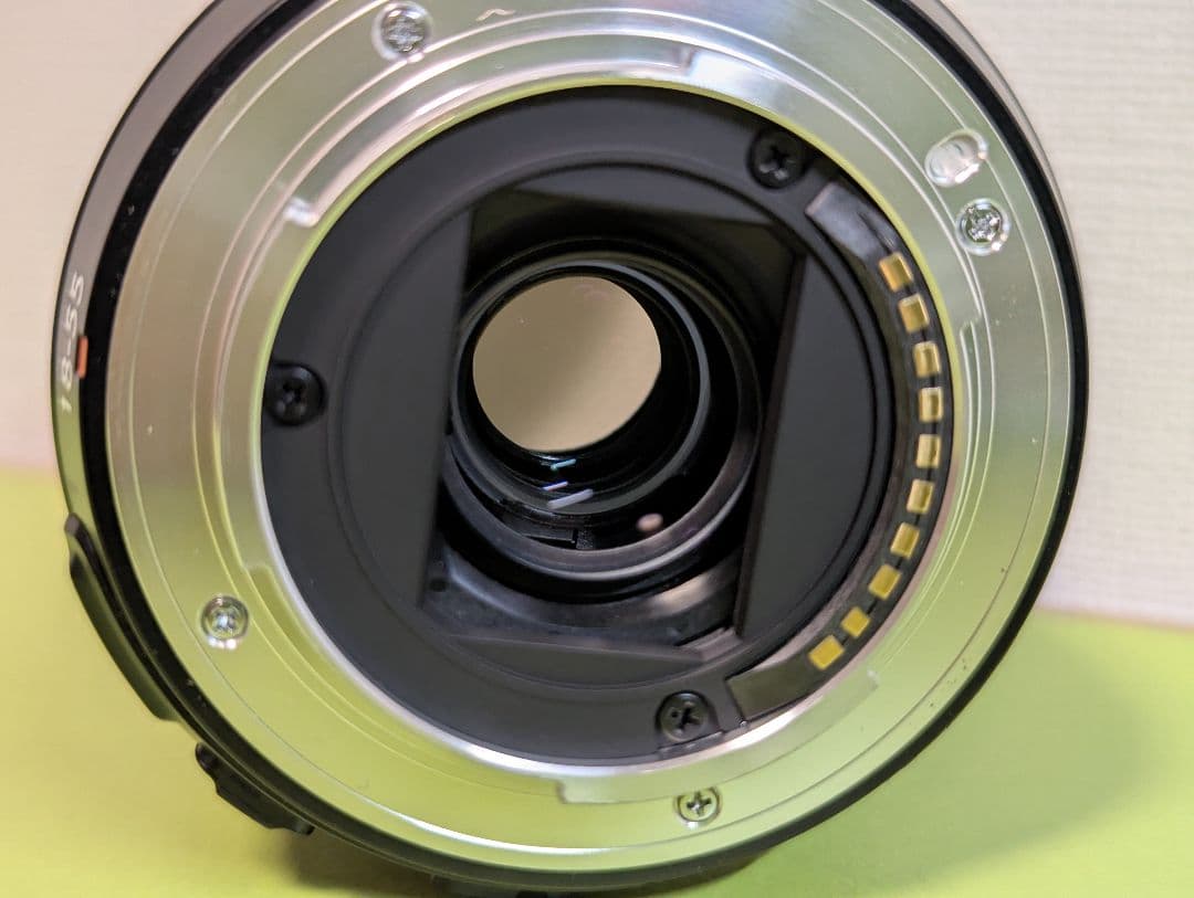 Fujifilm XF 18-55mm f2.8-4 ズームレンズ