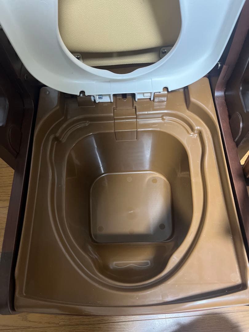 【新品未使用】家具調•高級スマート•トイレ NEO ポータブル　《半額以下！》