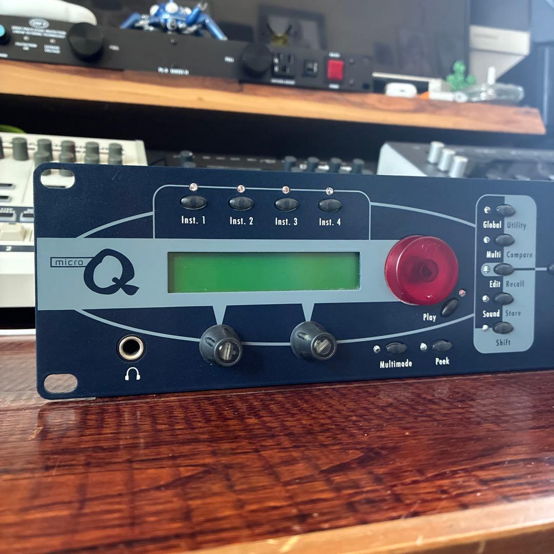 E*J様 Waldorf MICRO Q Rack Waldorf Micro Q rack (blue) - What To Know & Where To Buy | Equipboard