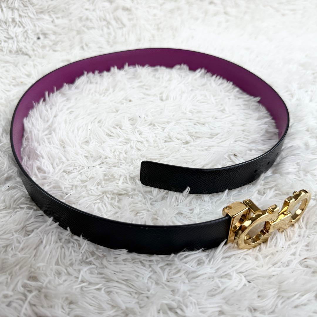 ✨極美品✨ フェラガモ リバーシブルベルト ダブルガンチーニ 黒 紫の