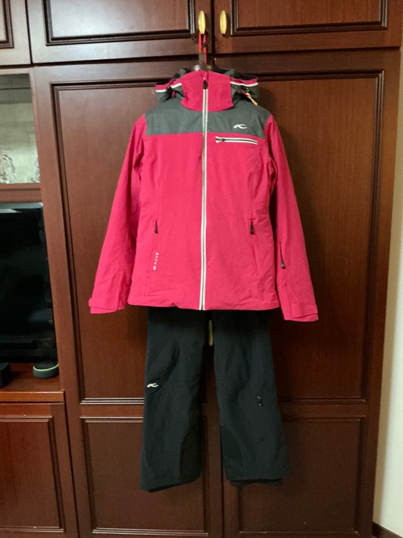 チューススキーウェア 女性用　上下セット　ピンク/グレー チューススキーウェア 女性用 上下セット ピンク/グレー チュース