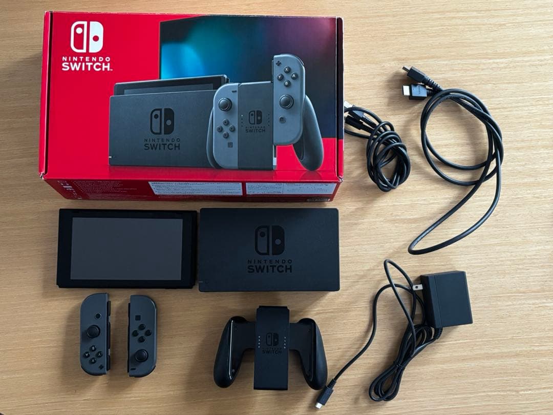 【即購入可】Nintendo Switch 本体 セット　HAD-S-KAAAA Amazon.co.jp: 【整備済み品】 Nintendo Switch グレー HAD-S-KAAAA