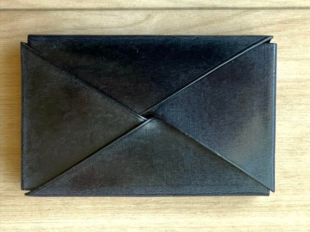 SYRINX　Tsutsumu Name Card Case Aria 名刺入れ 世界のデザイン賞7冠を達成した名刺入れが、 世界最小になってクラウド