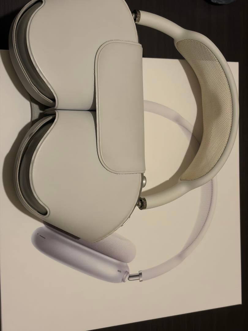 【最終値下げ】Airpods max シルバー 箱あり Apple AirPods Max シルバー 箱付き・カバー付き - メルカリ