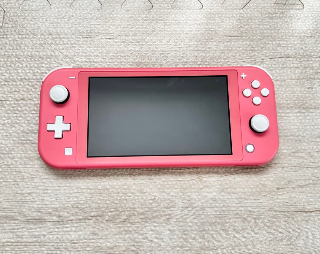 (超美品)Nintendo Switch Lite コーラル　本体　ケース付き Amazon.co.jp: Nintendo Switch Lite コーラル : ゲーム