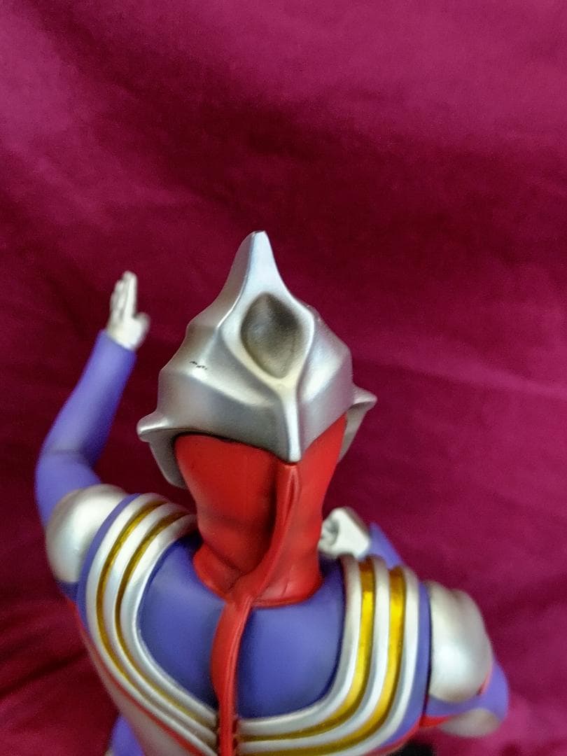 ウルトラマンティガ CCP 発光ギミック付 マルチタイプ ハイグレード 中古