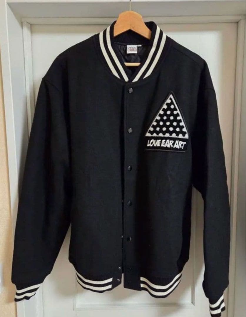 LOVE EAR ART】キムタク着用 50着限定 スタジャン ブラック XL - メルカリ