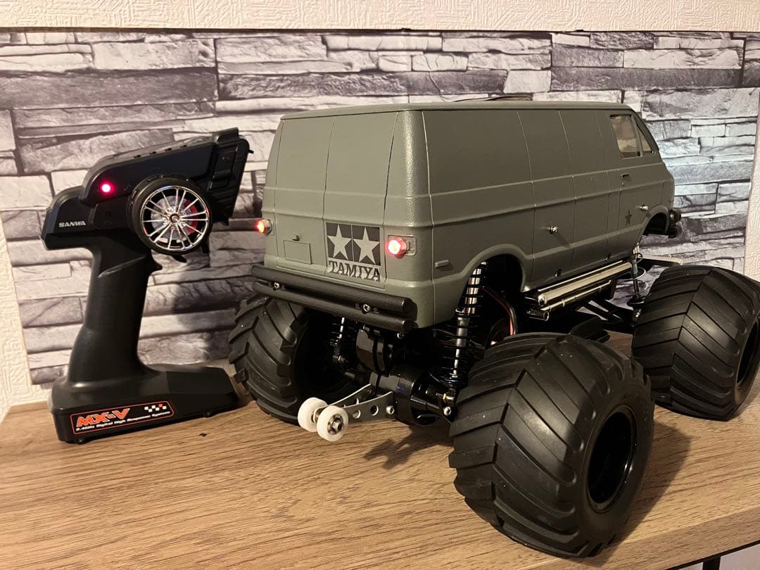 TAMIYA ランチボックス 遊び心ミリタリー風 CW-01シャーシ