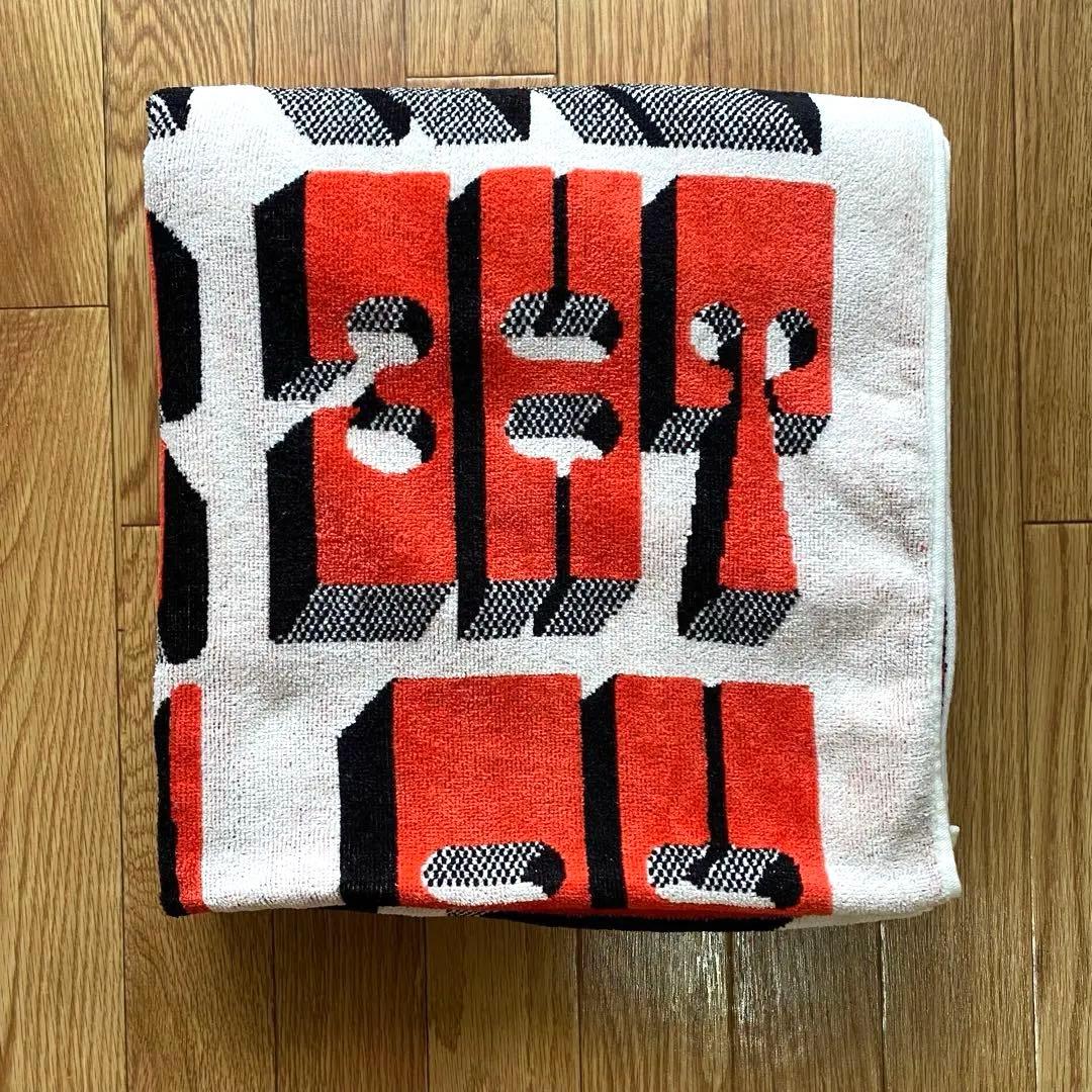 世界限定40枚バリーマッギー タペストリー ビーチタオル USA製 - メルカリ