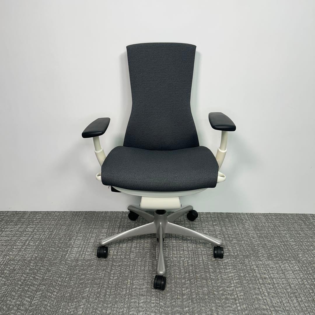 エンボディチェア 最高級 ハーマンミラー グレー　ホワイト Embody エンボディチェア * ホワイト/チタニウム