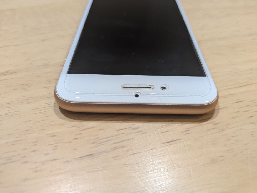 Apple iPhone 8 64G 本体 バッテリー79%