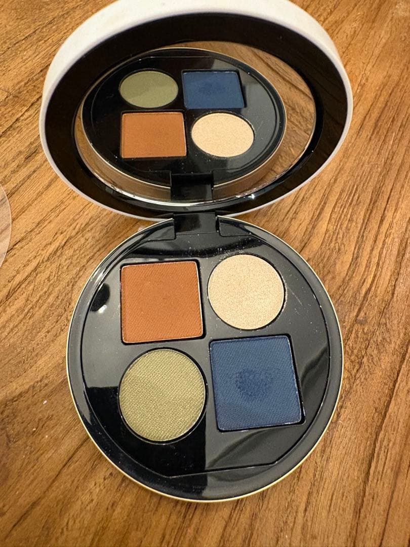 HERMES オンブルミネラル パレットクワテュール 11 - メルカリ