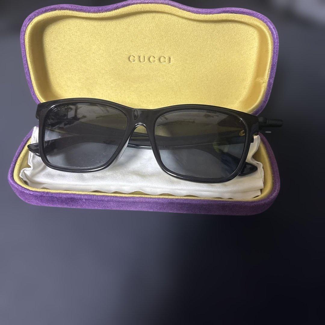 GUCCI グッチ ブラック サングラス ケース付 - メルカリ