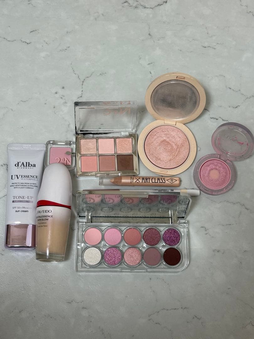 ほぼ未使用多め 透明感メイク一式 コスメまとめ売り デパコス入り