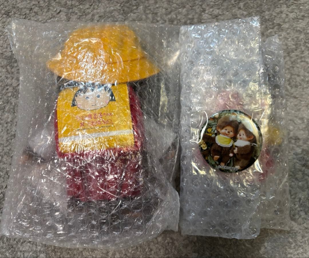 3セット ちびまる子ちゃん x モンチッチ 缶バッチ - メルカリ