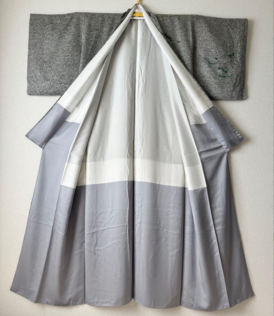 美品！ 訪問着 逸品 金彩 黒灰 グレー モノトーン系 身丈158 ゆったり